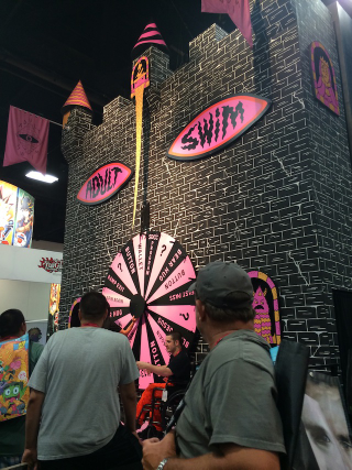 Illustration for article titled The Very Best Finds On The Floor At Comic-Con 2014